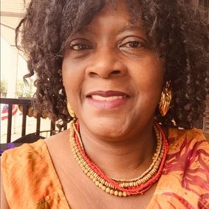 Meet your Posher, Roselyn